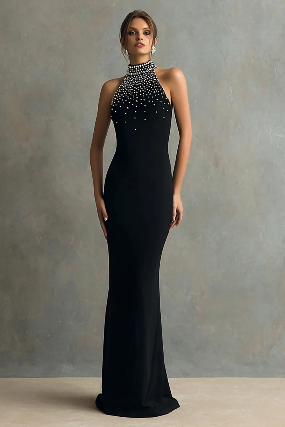 Black Halter Neck Prom Dress With Pearl Beaded Neckline And Mermaid Silhouette For Formal Evening Party