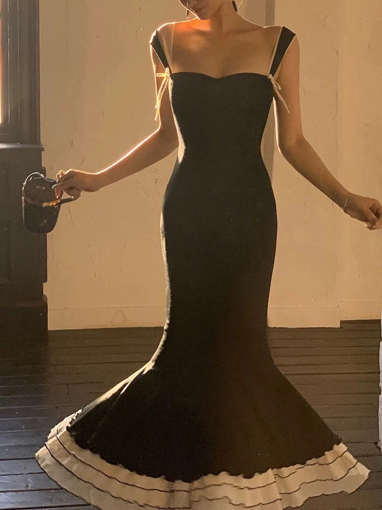 Black Sweetheart Neck Prom Dress With White Trim Straps And Tiered Ruffle Hem Mermaid Formal Prom Dress