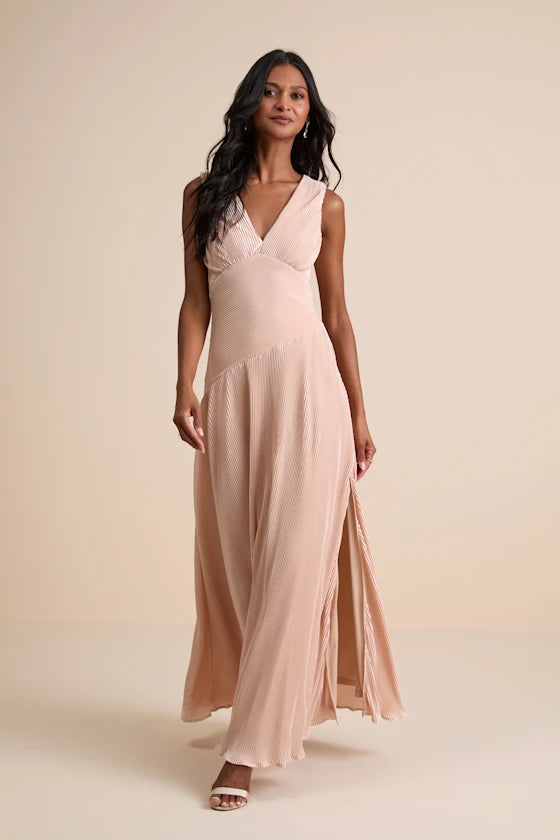 Blush Pink Sleeveless Prom Dress With V Neck Open Back High Slit And Textured Chiffon A Line Formal Prom Dress
