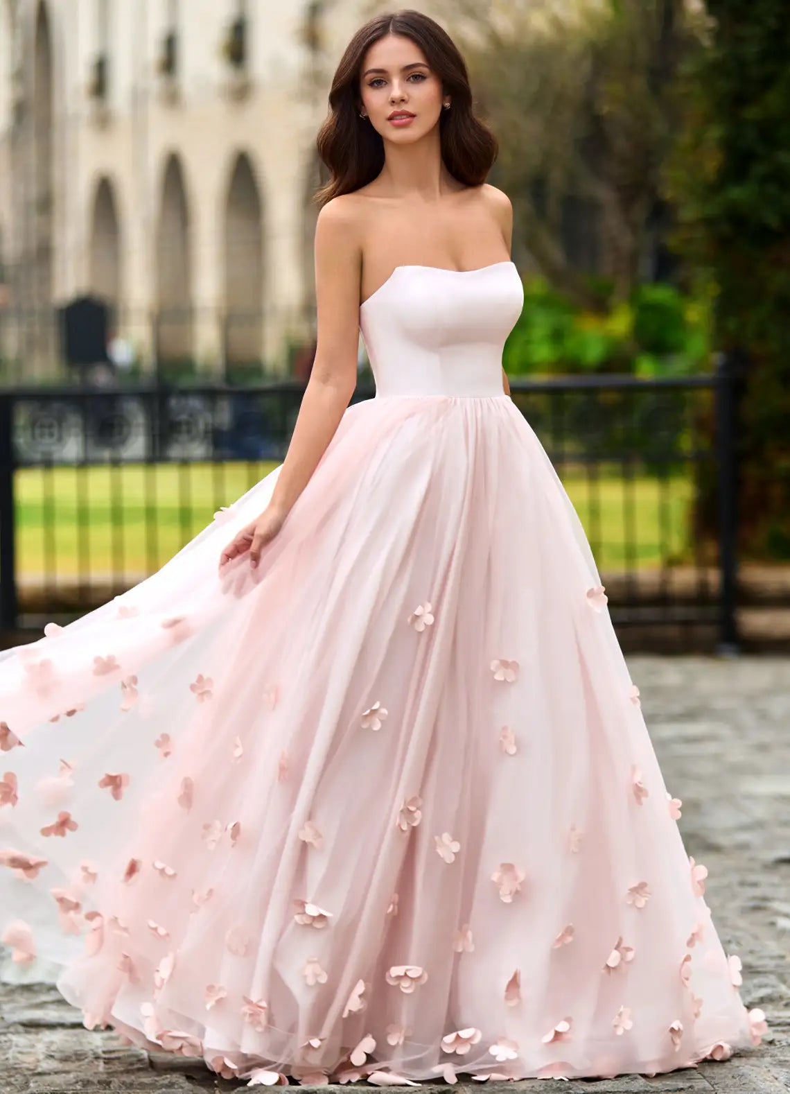 Blush Pink Strapless Prom Dress With Corset Lace Up Back 3D Floral Applique And Tulle Ball Gown Formal Prom Dress