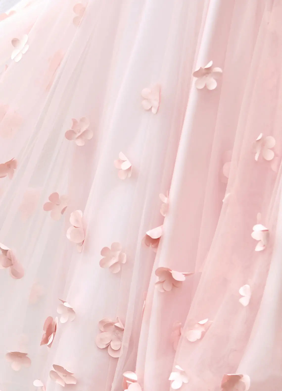 Blush Pink Strapless Prom Dress With Corset Lace Up Back 3D Floral Applique And Tulle Ball Gown Formal Prom Dress