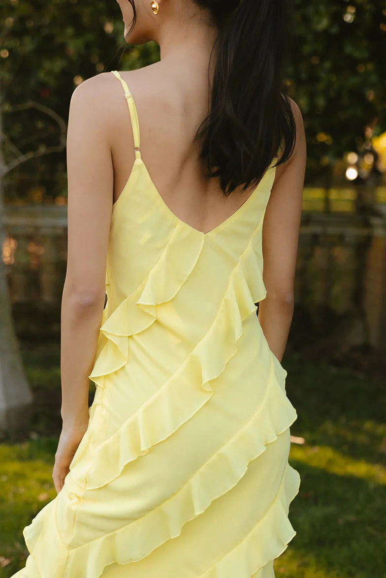 Bright Form Fitting V Neck Spaghetti Strap Low Open Back Ruffle Chiffon Maxi Prom Dress for Formal Events