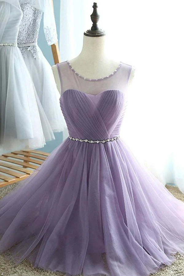 Elegant A-line sweetheart lace-up pleated short homecoming dress.