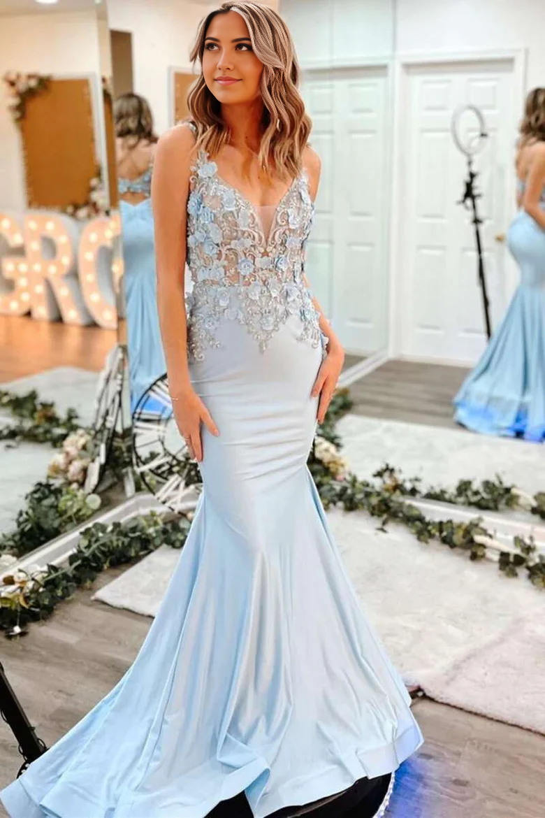 Full view of the fuchsia sparkly mermaid prom dress.