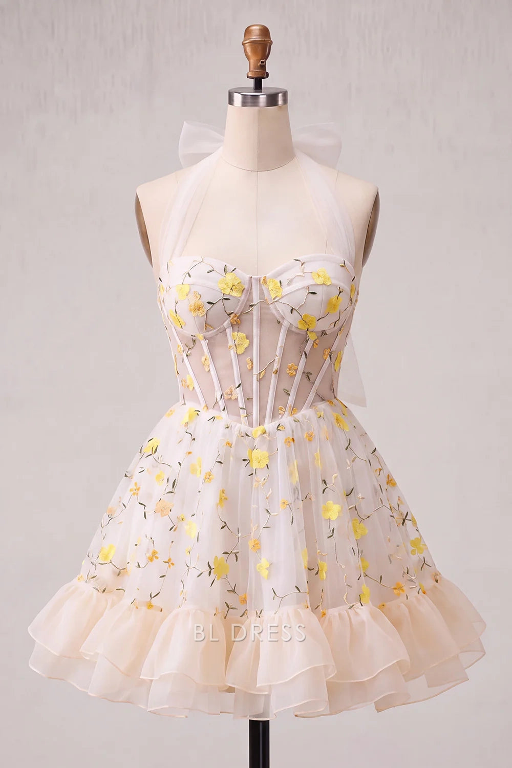 Charming A-Line Halter Sleeveless Floral Embroidered Light Yellow Short Homecoming Dress Women's
