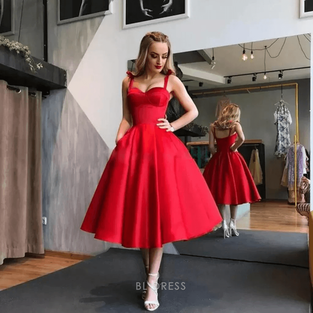 Charming A-Line Sweetheart Sleeveless Pleated Pockets Red Midi Homecoming Dress