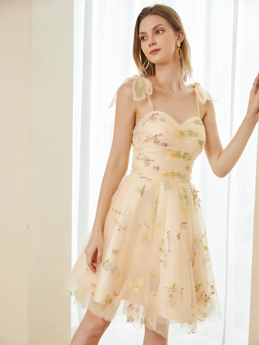 Charming A-Line Sweetheart Tie-Shoulder Floral Champagne Short Homecoming Dress