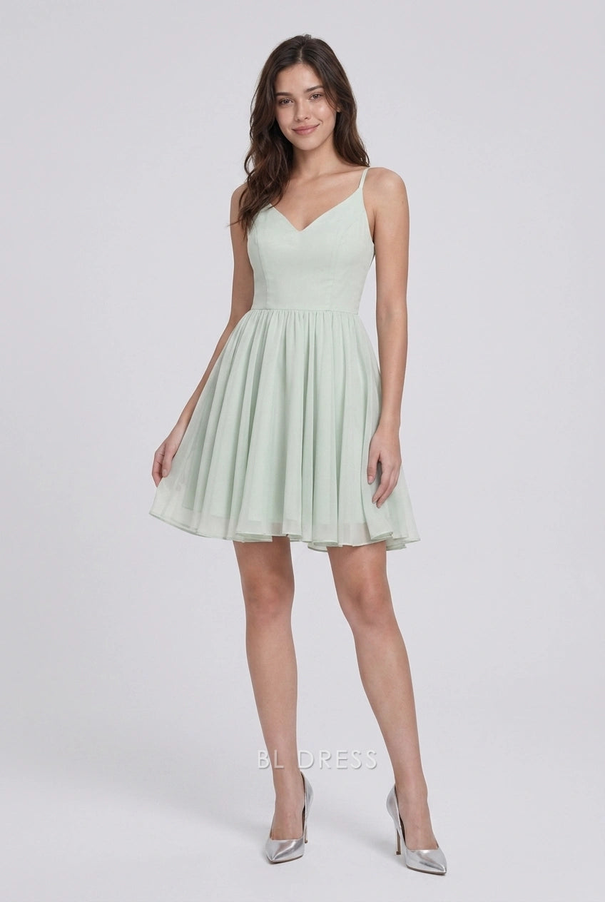 Charming A-Line V-Neck Sleeveless Pleated Mint Green Short Homecoming Dress Women's