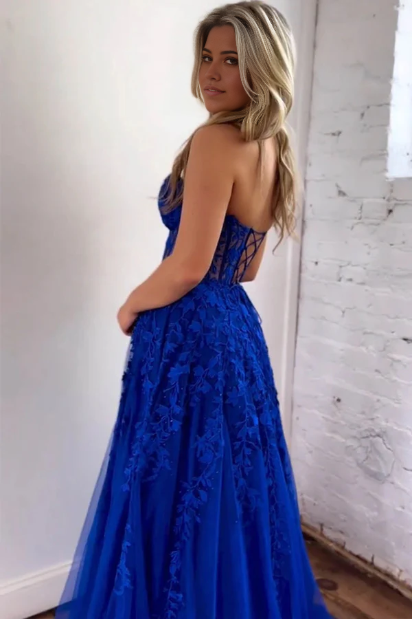 Close-up of sweetheart neckline on tulle formal dress.