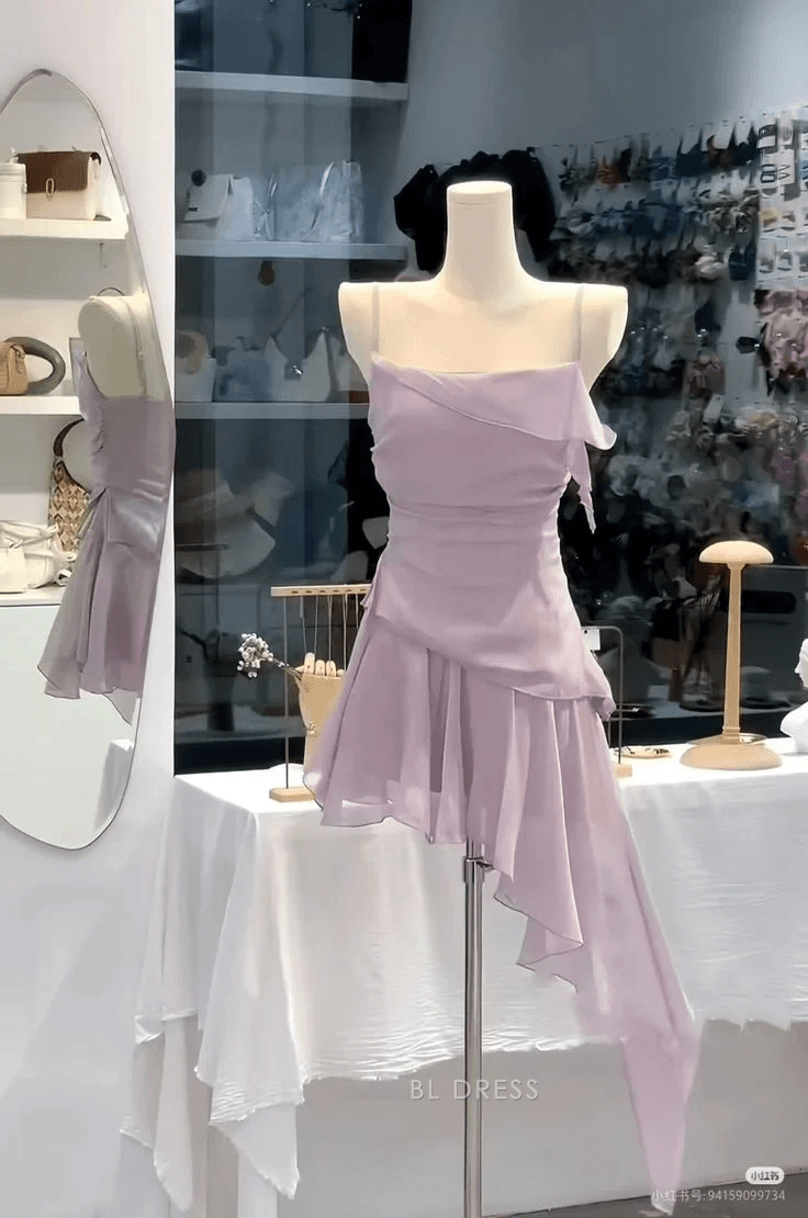 Chic A-Line Asymmetrical Strapless Flowy Layered Lavender Short Homecoming Dresses For Women