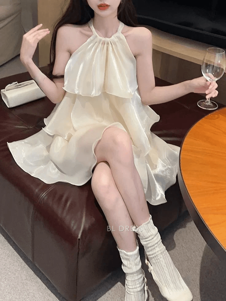 Chic A-Line Halter Neck Sleeveless Ruffled Cream Short Homecoming Dresses Party Gown