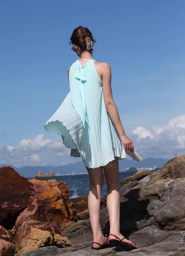 Chic A-Line Halter Sleeveless Flowy Pleated Aqua Short Homecoming Dress Women