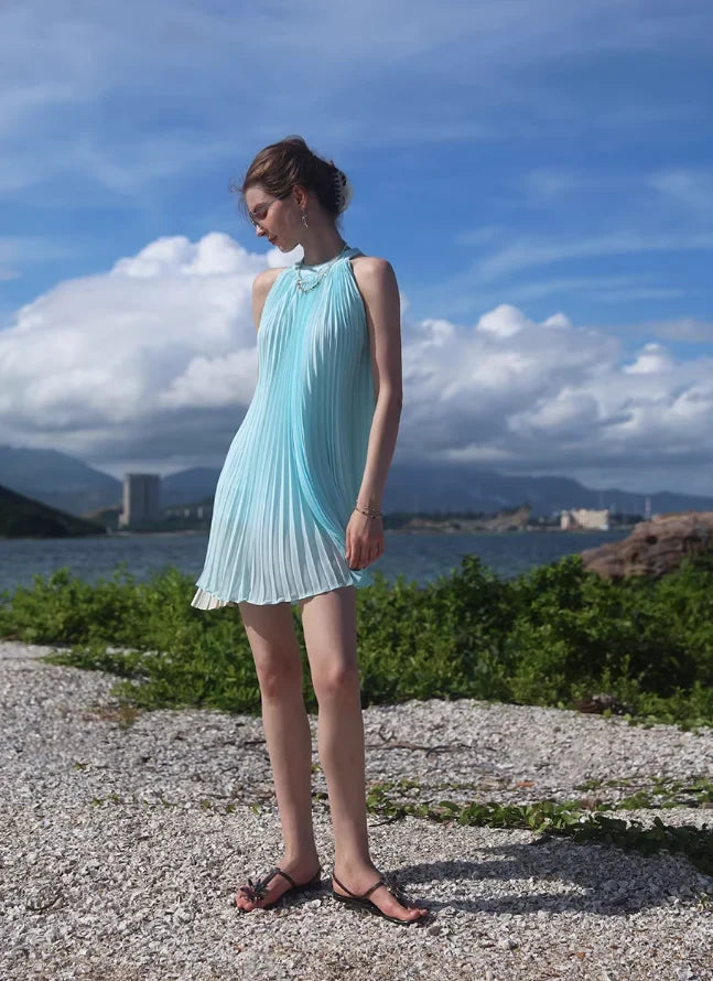 Chic A-Line Halter Sleeveless Flowy Pleated Aqua Short Homecoming Dress Women