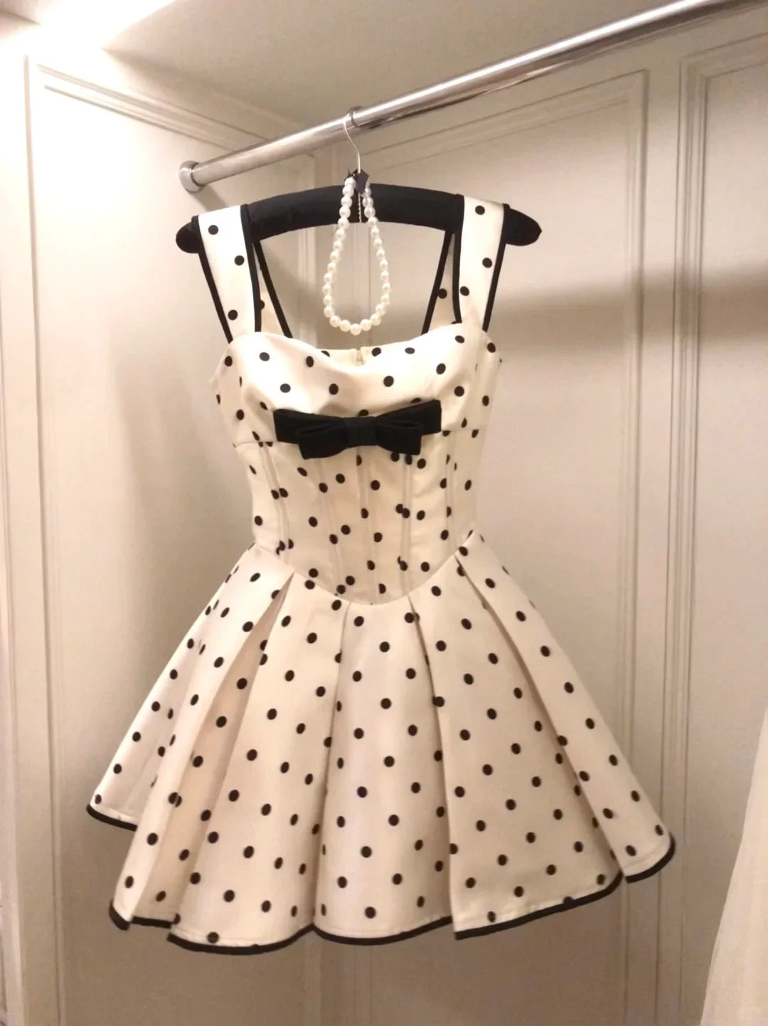 Chic A-Line Square-Neck Sleeveless Polka Dot Bow Cream Short Homecoming Dress