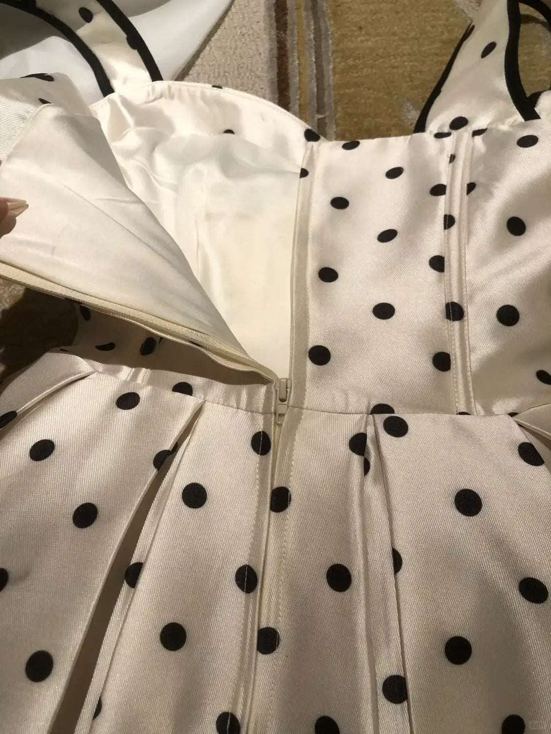 Chic A-Line Square-Neck Sleeveless Polka Dot Bow Cream Short Homecoming Dress