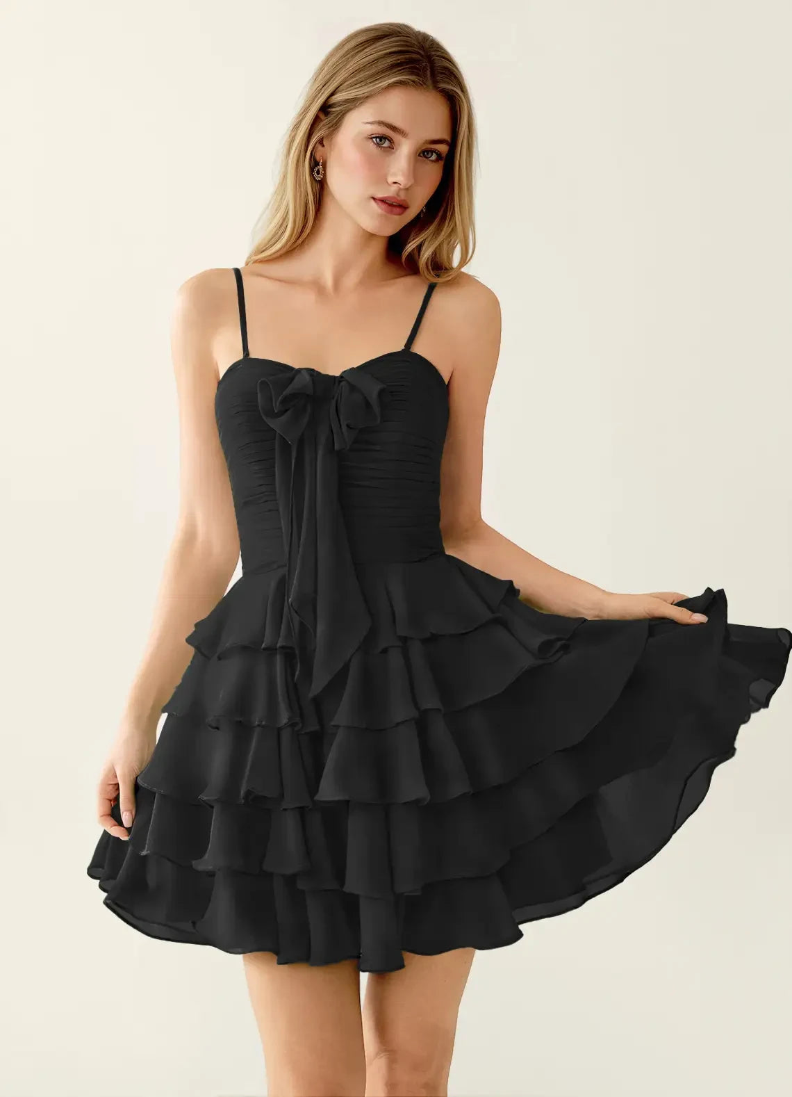 Chic A-Line Sweetheart Bow Ruffled Black Short Homecoming Dress