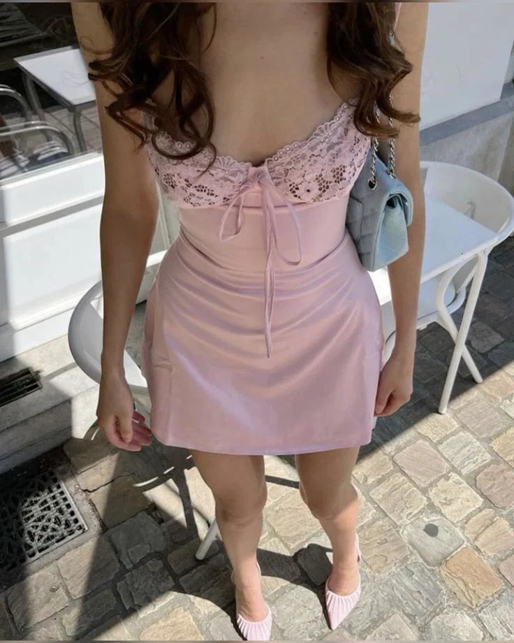 Chic A-Line Sweetheart Sleeveless Lace Tie-Front Blush Mini Homecoming Dress