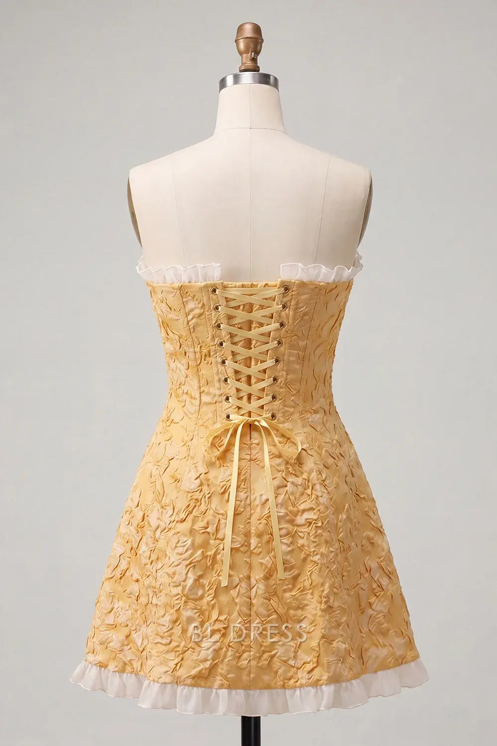 Chic A-Line Sweetheart Sleeveless Ruffled Corset-Back Yellow Mini Homecoming Women's Dress