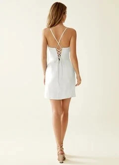 Chic Sheath Sweetheart Sleeveless Ruched Strappy White Mini Homecoming Dress