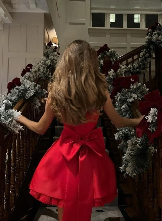 Dazzling A-Line Strapless Sleeveless Pleated Bow-Back Red Short Homecoming Dress