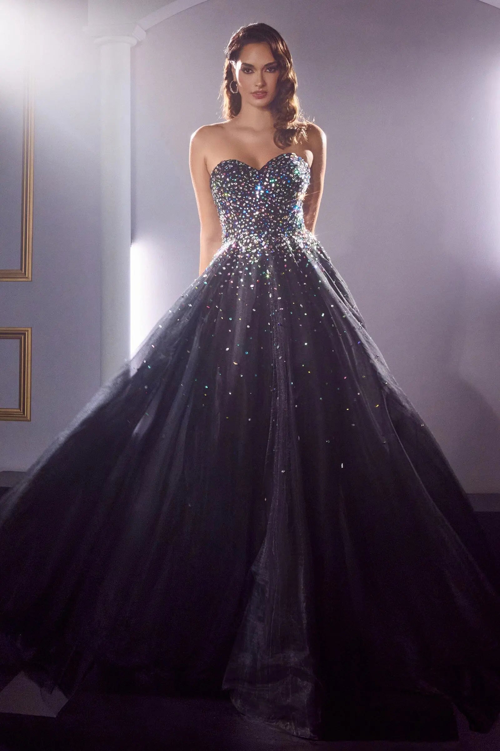 Dazzling A-Line Sweetheart Strapless Beaded Sparkling Black Floor-Length Prom Dresses Gown
