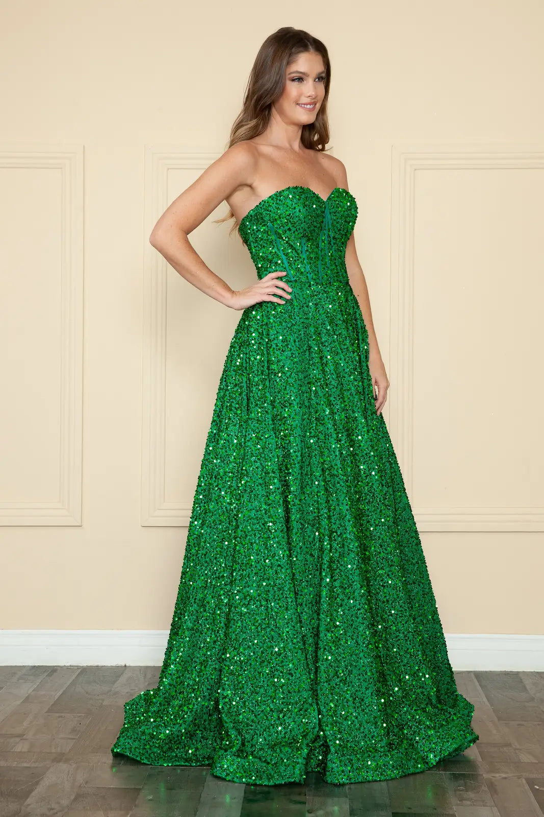 Dazzling A-Line Sweetheart Strapless Sparkling Emerald Green Floor-Length Prom Dresses Gown