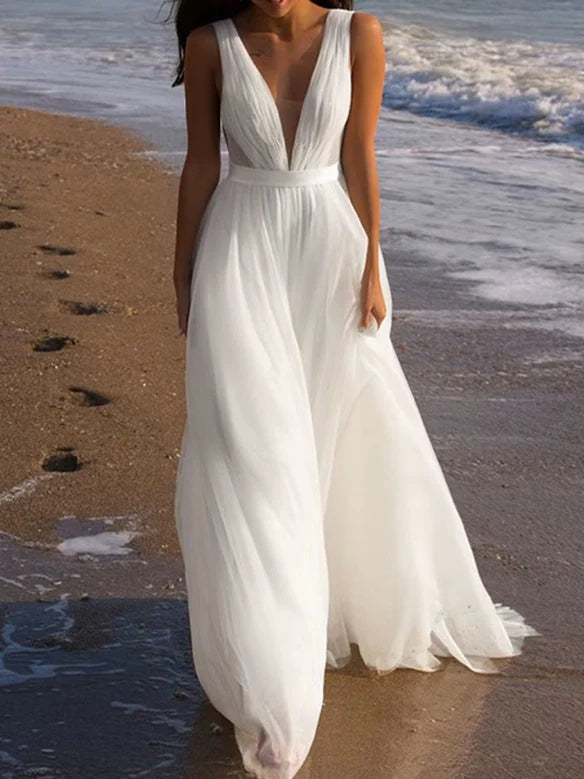 Back view of the A-Line deep V-neck tulle wedding dress.