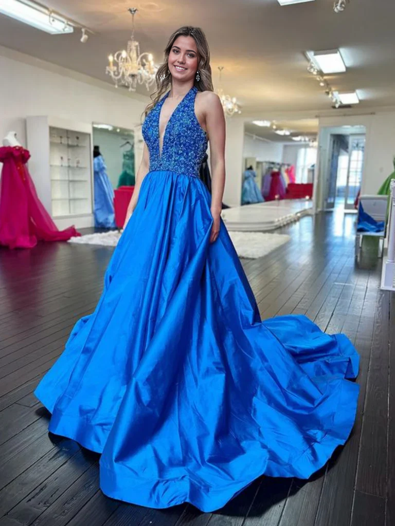 Full front view of the A-line halter V-neck prom dress.