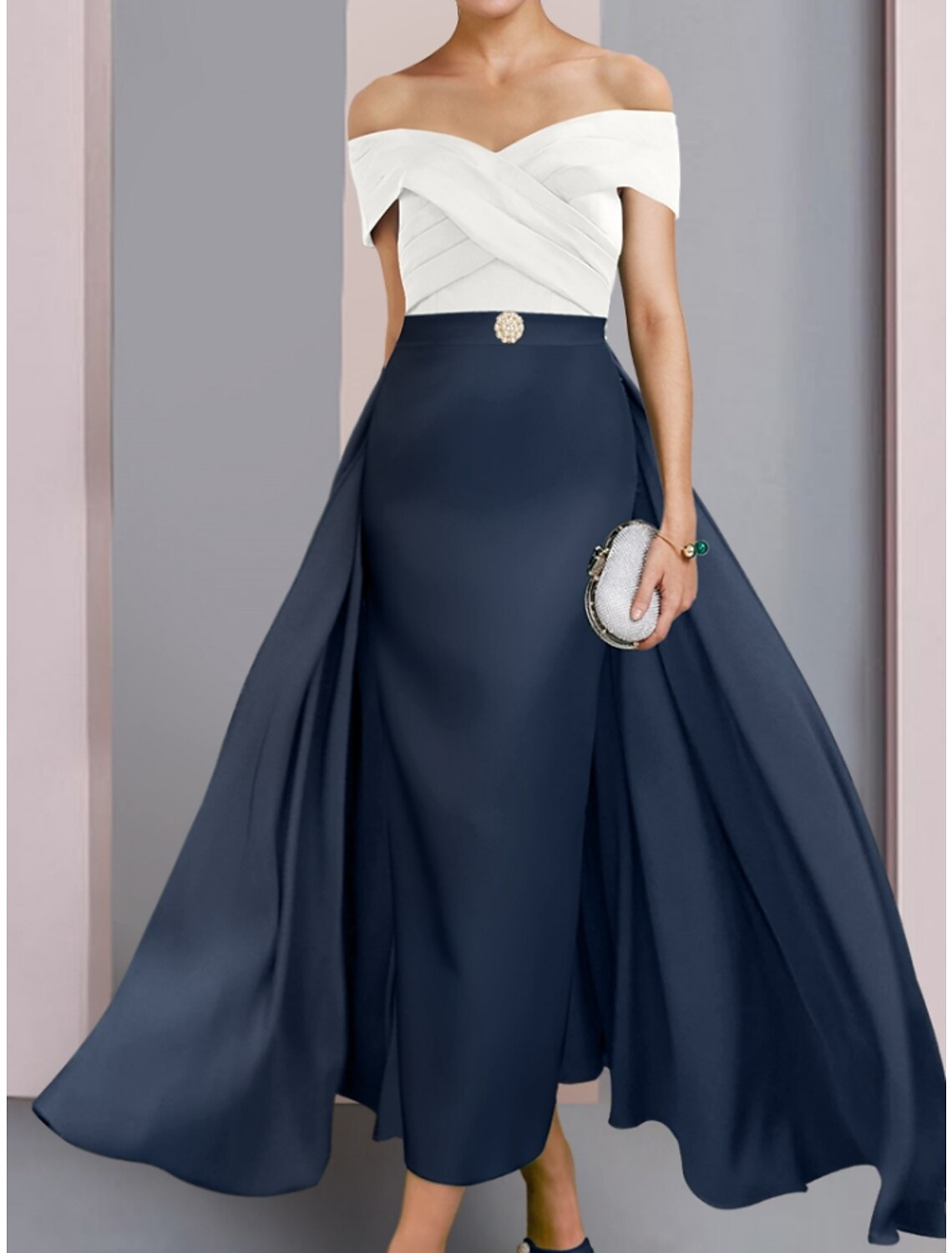 Back view of the elegant A-Line Mother of the Bride dress.