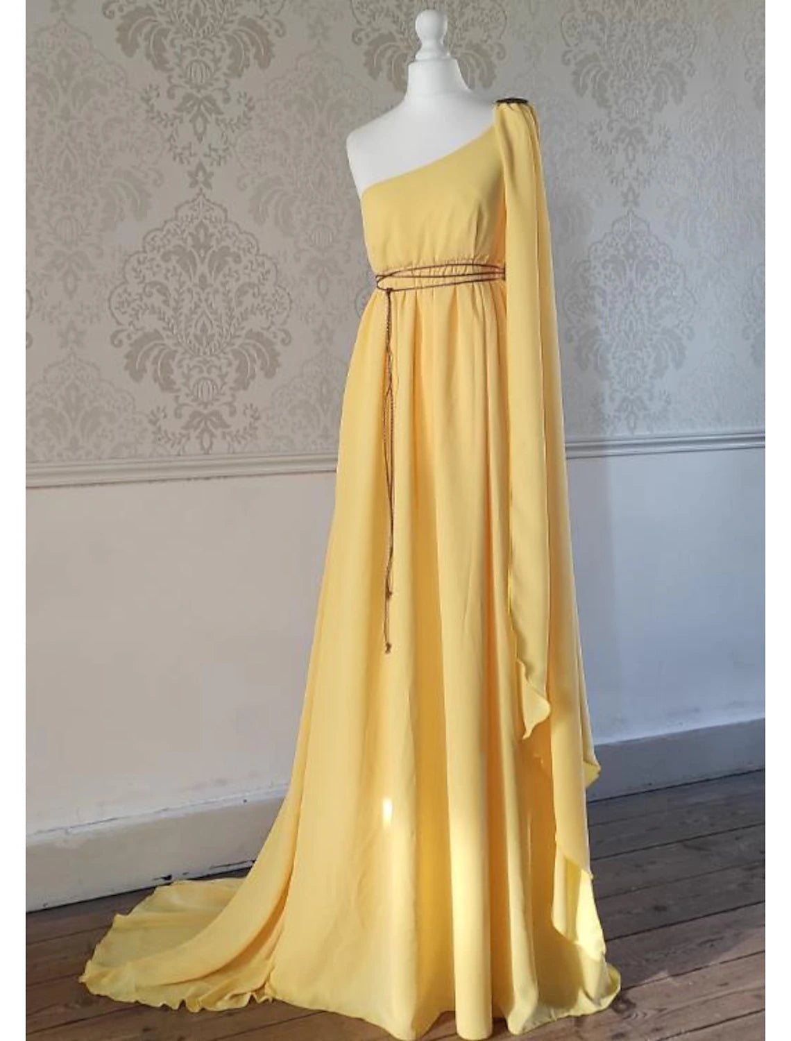 Elegant A-line one-shoulder chiffon dress with a court train.