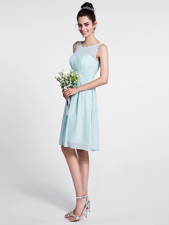 Model wearing A-Line scoop neck bridesmaid dress.