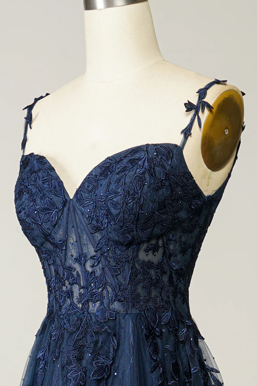 A-Line Homecoming Dress with Spaghetti Straps and Tulle Appliques.