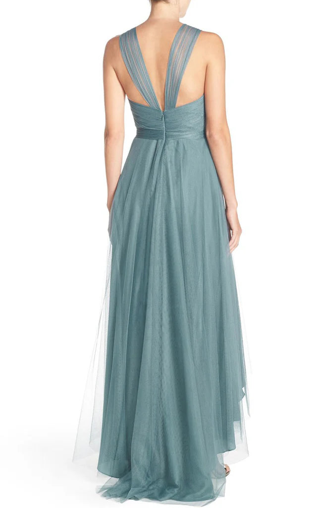 Back view of the spaghetti strap formal tulle dress.