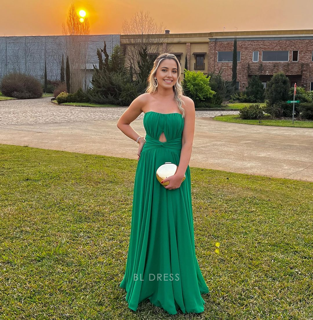 Elegant green A-line strapless long formal dress.
