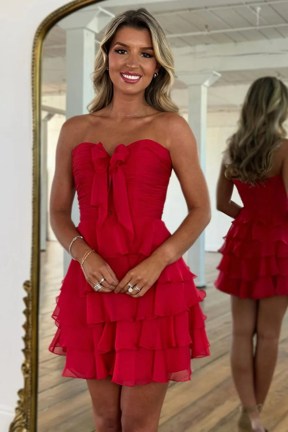 Another angle of the bowknot sweetheart tiered chiffon dress.