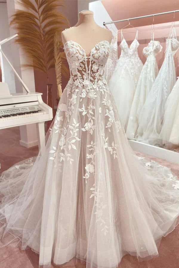 Elegant A-Line sweetheart tulle long wedding dress.