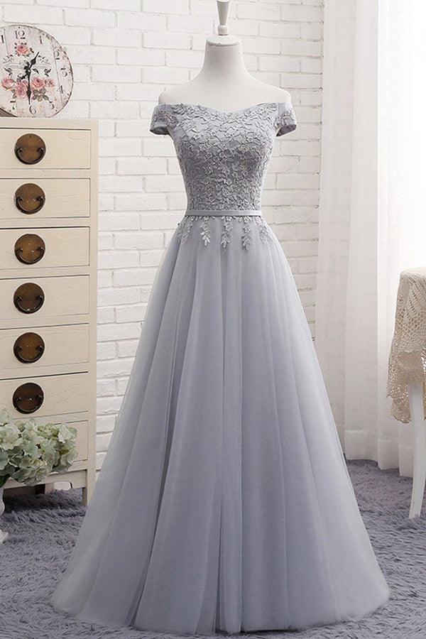 A-line sweetheart off-shoulder prom dress with tulle and lace details.