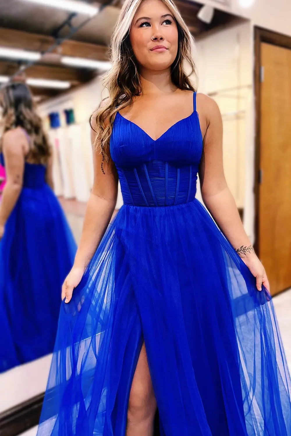 Side view of the long A-Line Tulle Prom Dress.
