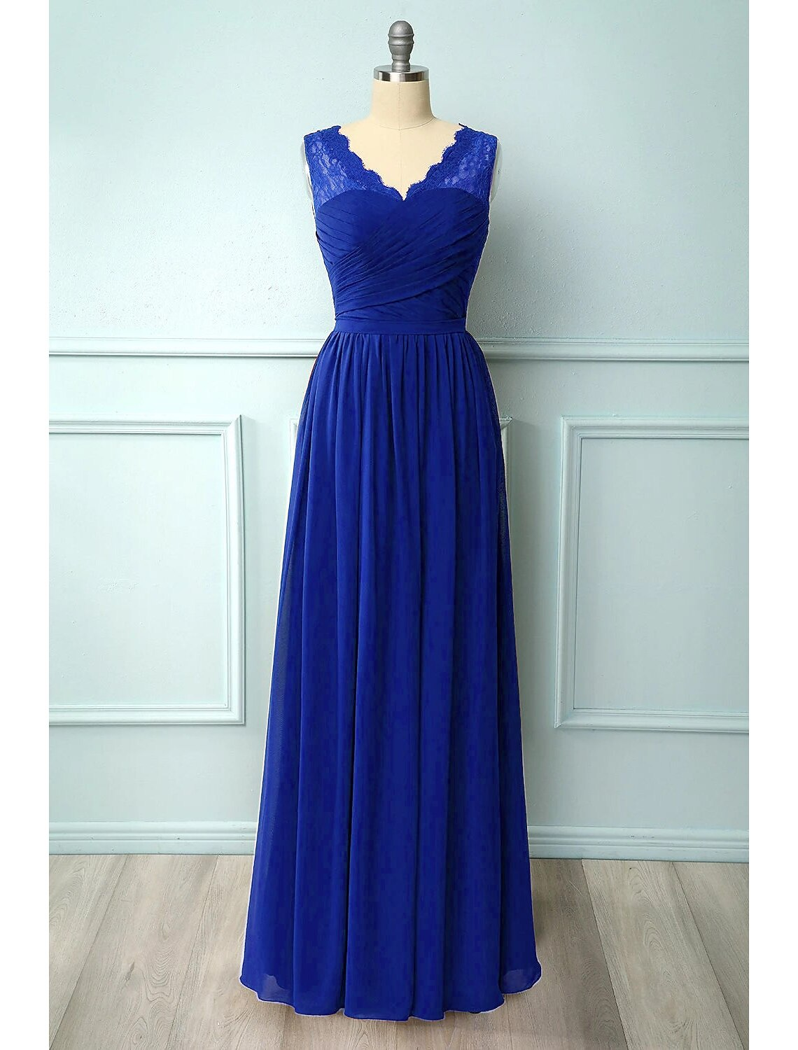 Elegant A-line V-neck floral chiffon homecoming dress with ruched details.