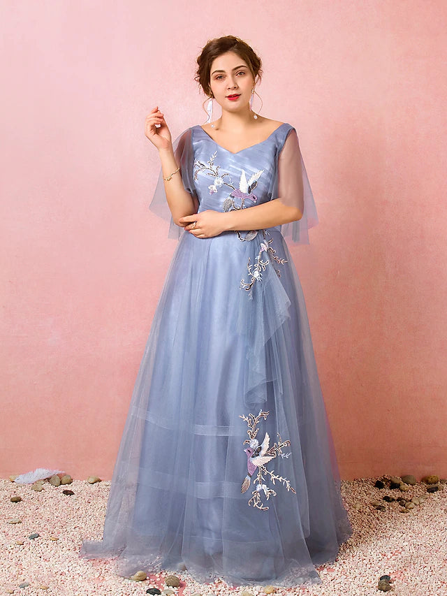 Elegant A-Line prom dress with V-neck and half sleeves.