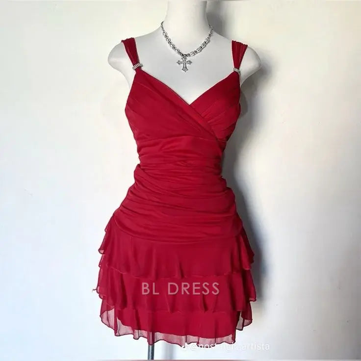 Red A-Line V-Neck Short Prom Dress.