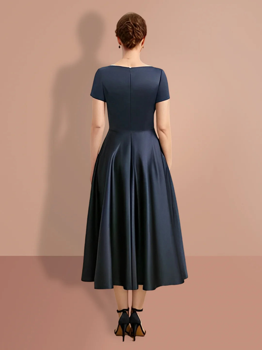 Stylish A-line V-neck short-sleeve knee-length dress, perfect for formal events.