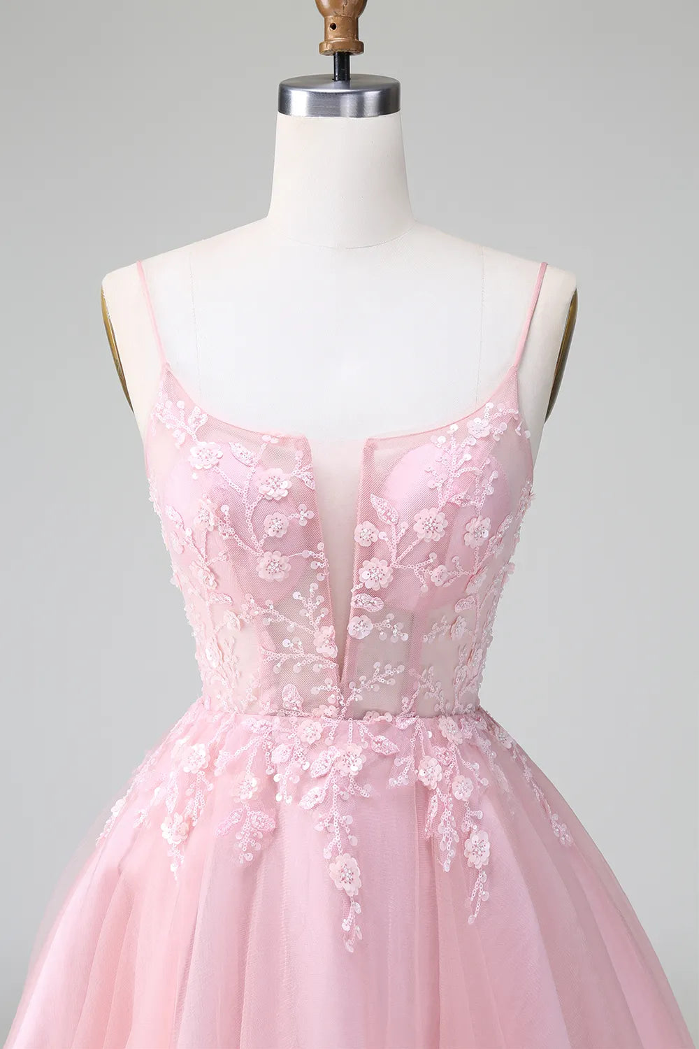 Side view of a model in the short A-line tulle dress.