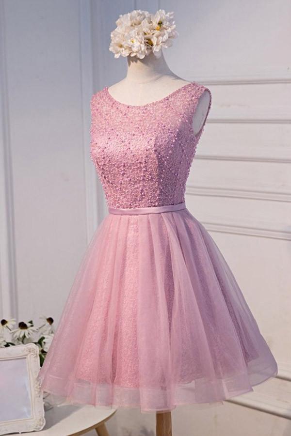 Full view of the A-line scoop neck short tulle dress, perfect for homecoming.