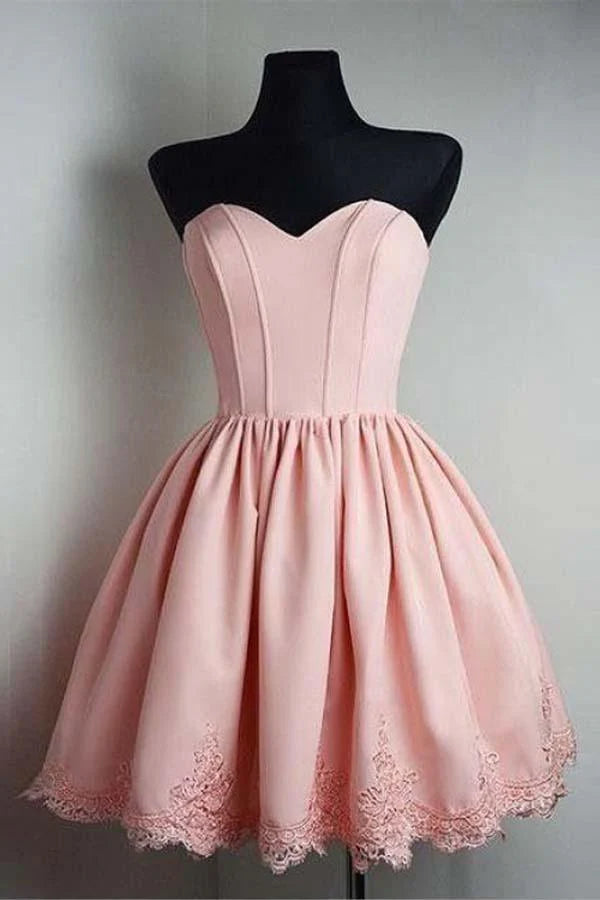 Elegant A-line sweetheart satin homecoming dress with lace applique.