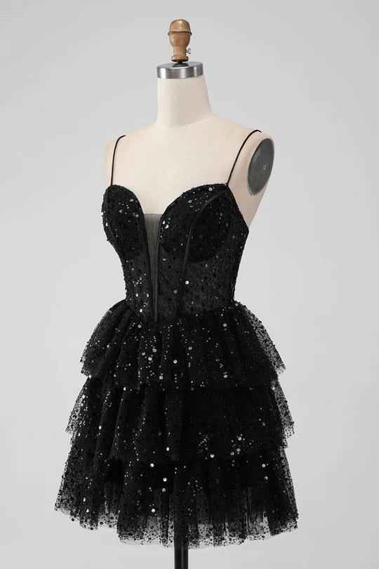 Side view of a model in an A-line sweetheart homecoming dress.