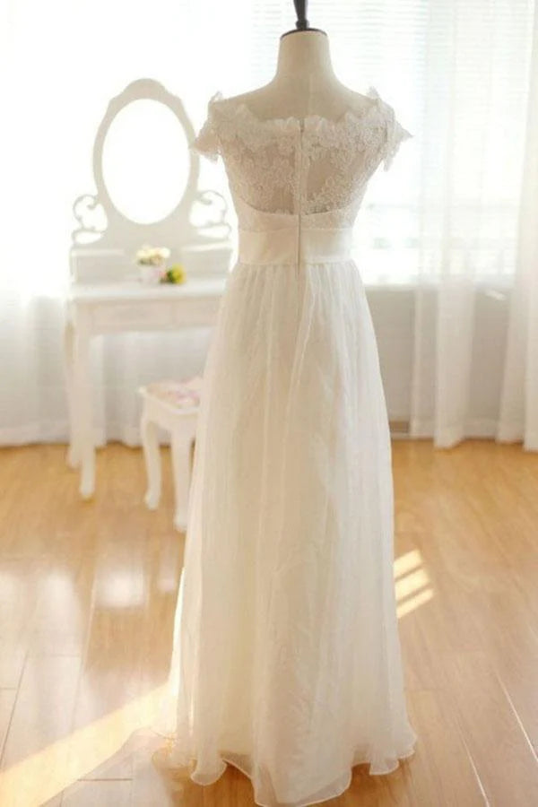 Back view of the A-line V-neck chiffon lace long wedding dress.