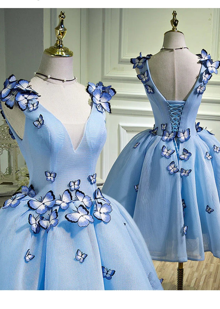 Elegant A-line V-neck short dress with floral tulle overlay.