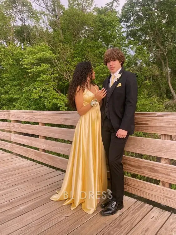 Elegant yellow A-line V-neck formal dress.