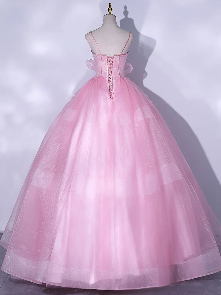 Back view of the A-line tulle lace prom dress.